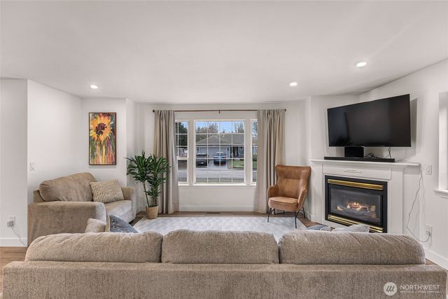 4844 Oakridge Drive, Blaine, WA 98230