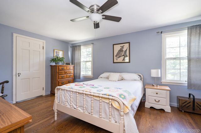28090 Sunset Boulevard W, Lathrup Village, MI 48076