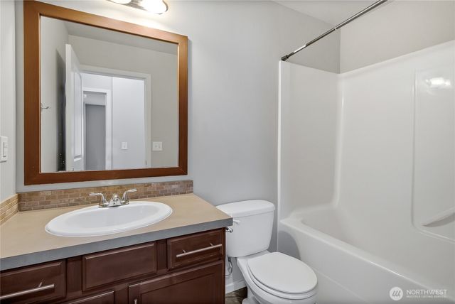 20615 7th Avenue Ct E, Spanaway, WA 98387