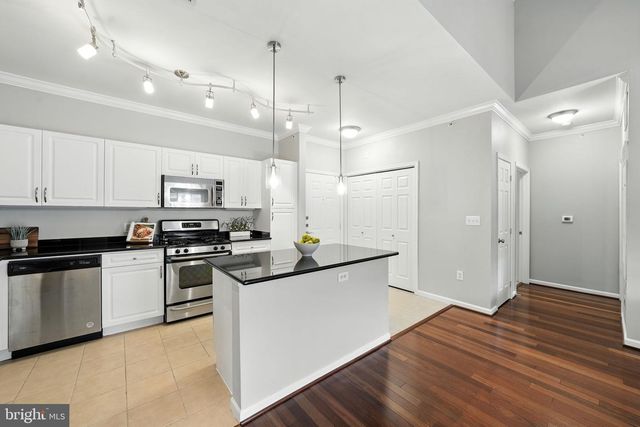 12909 CENTRE PARK CIR #403, Herndon, VA 20171