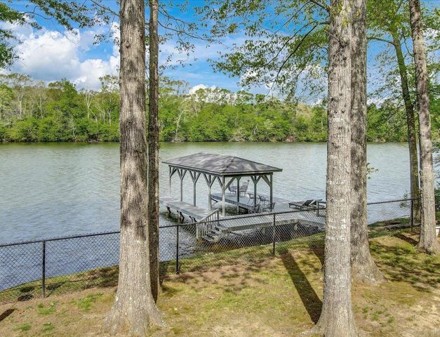 216 Meadowcliff Dr, Hot Springs, AR 71913