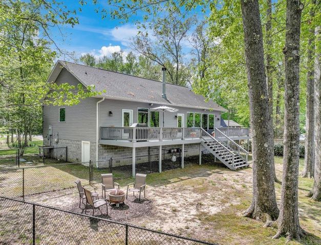 216 Meadowcliff Dr, Hot Springs, AR 71913