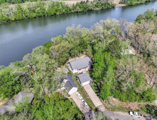 216 Meadowcliff Dr, Hot Springs, AR 71913