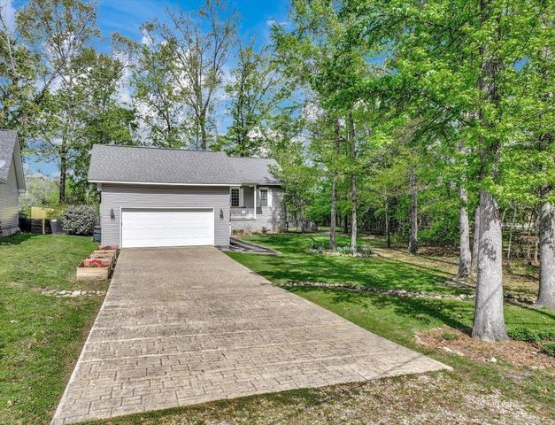 216 Meadowcliff Dr, Hot Springs, AR 71913