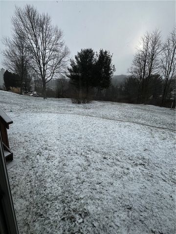 204 Quail Ct, Marshall, PA 15005