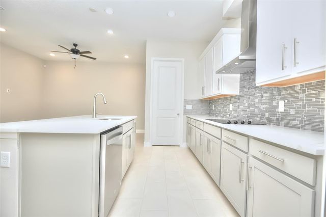 2937 VOYAGER AVENUE, St Cloud, FL 34771