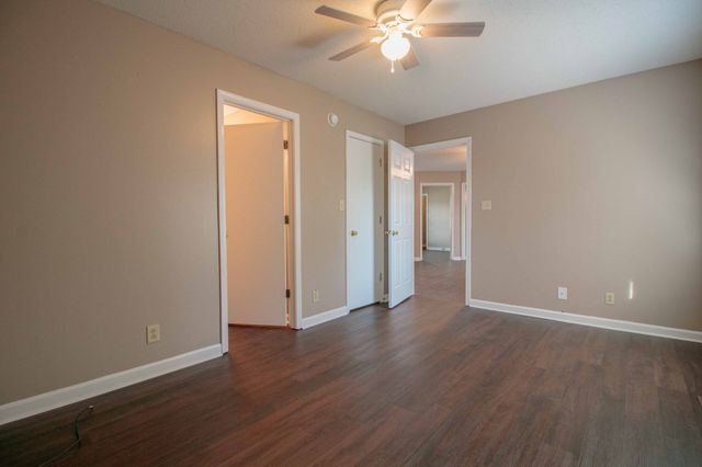 587 Joshua Drive, Clarksville, TN 37042