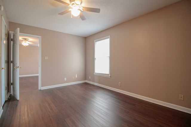 587 Joshua Drive, Clarksville, TN 37042