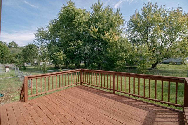 587 Joshua Drive, Clarksville, TN 37042