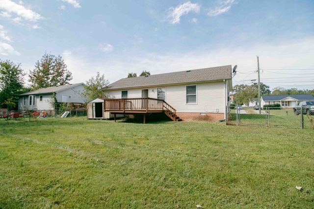 587 Joshua Drive, Clarksville, TN 37042