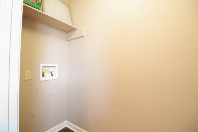 587 Joshua Drive, Clarksville, TN 37042