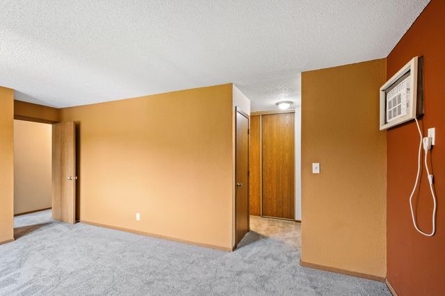 4 Pine Tree Drive 223, Arden Hills, MN 55112