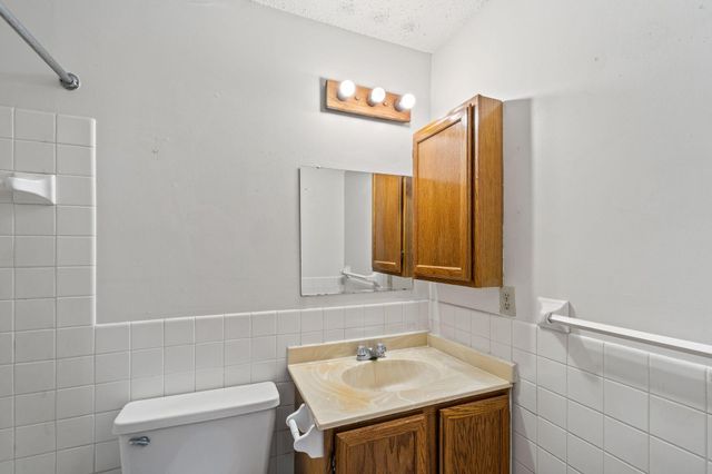 4 Pine Tree Drive 223, Arden Hills, MN 55112