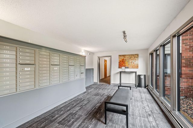 4 Pine Tree Drive 223, Arden Hills, MN 55112