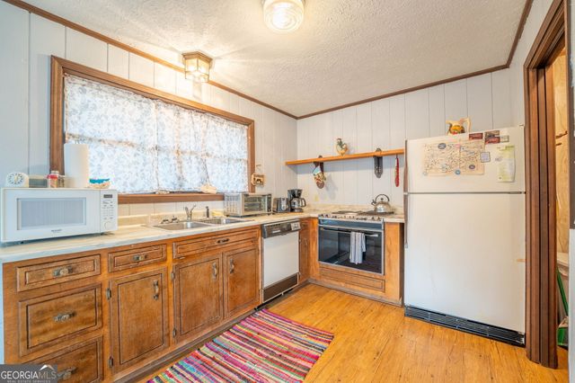 375 Western Way, Rabun Gap, GA 30568