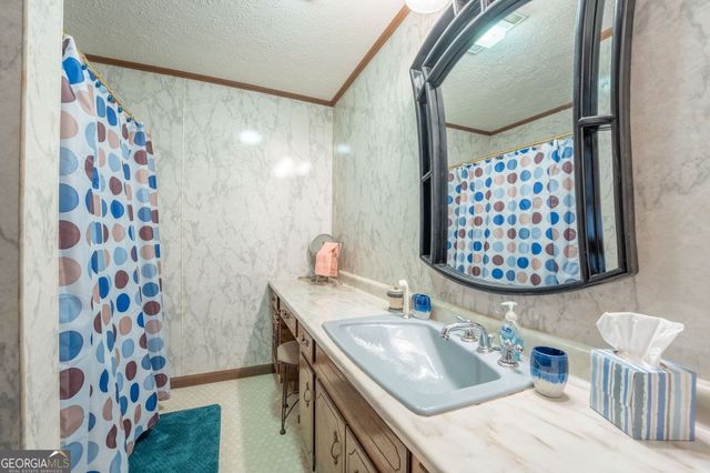 375 Western Way, Rabun Gap, GA 30568