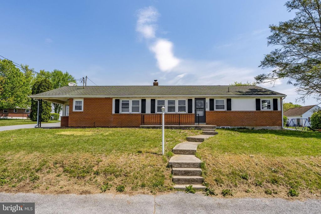 2300 PRESCOTT RD, Lebanon, PA 17042