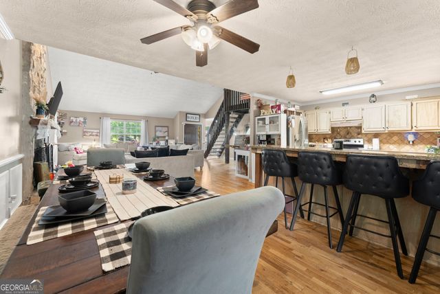 6610 Jessie Circle, Flowery Branch, GA 30542