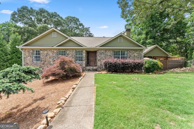 6610 Jessie Circle, Flowery Branch, GA 30542