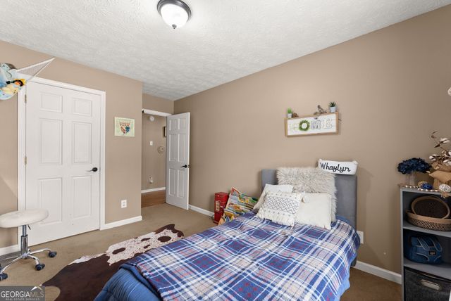 6610 Jessie Circle, Flowery Branch, GA 30542