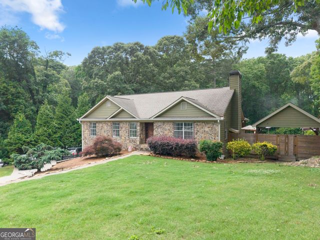 6610 Jessie Circle, Flowery Branch, GA 30542