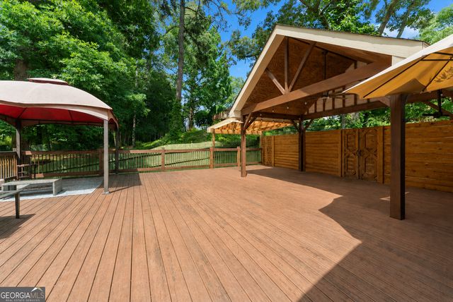 6610 Jessie Circle, Flowery Branch, GA 30542