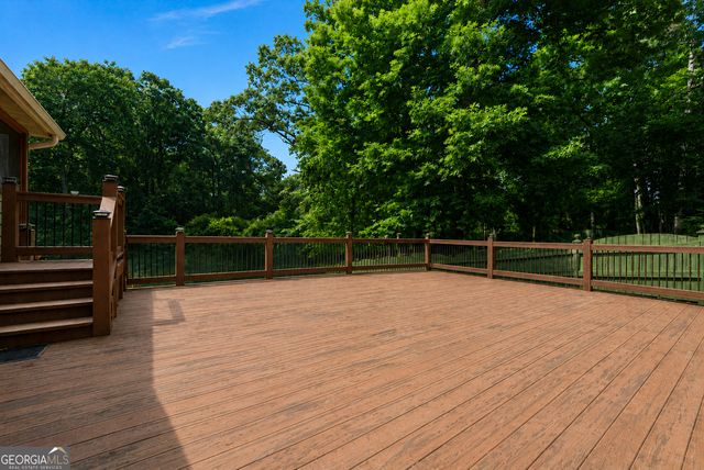 6610 Jessie Circle, Flowery Branch, GA 30542