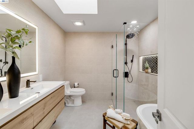 1158 Fremont St, San Jose, CA 95126