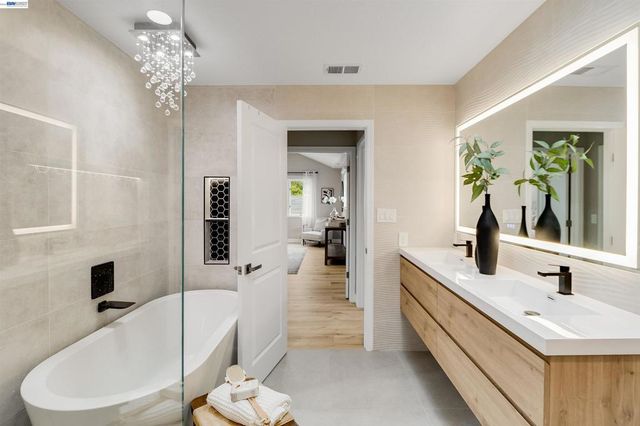 1158 Fremont St, San Jose, CA 95126