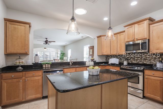 27 Knotweed Ct, Bluffton, SC 29909