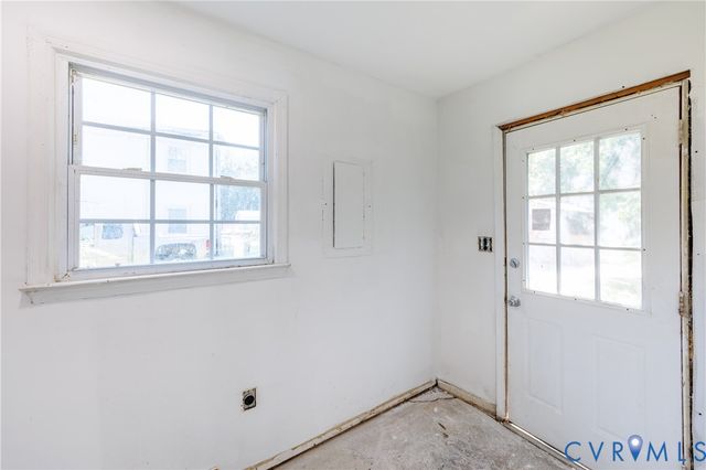 3720 Elsie Dr, Dinwiddie, VA 23803