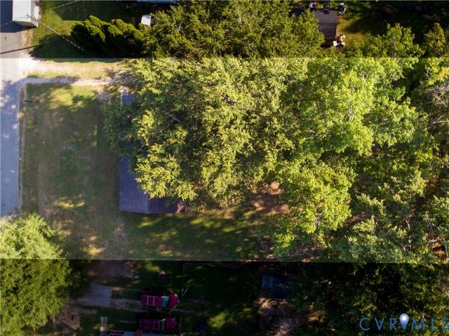 3720 Elsie Dr, Dinwiddie, VA 23803