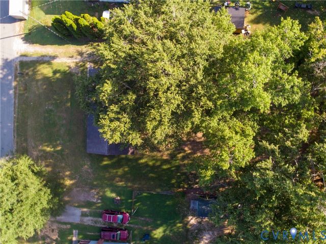 3720 Elsie Dr, Dinwiddie, VA 23803