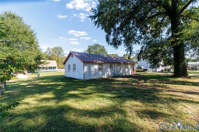 3720 Elsie Dr, Dinwiddie, VA 23803