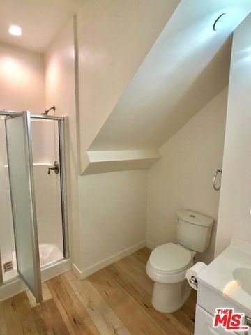 517 N Harvard Boulevard, Los Angeles, CA 90004