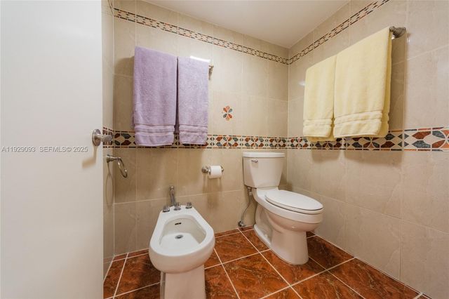 121 CRANDON BL 248, Key Biscayne, FL 33149