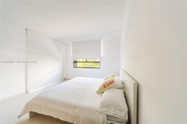 121 CRANDON BL 248, Key Biscayne, FL 33149