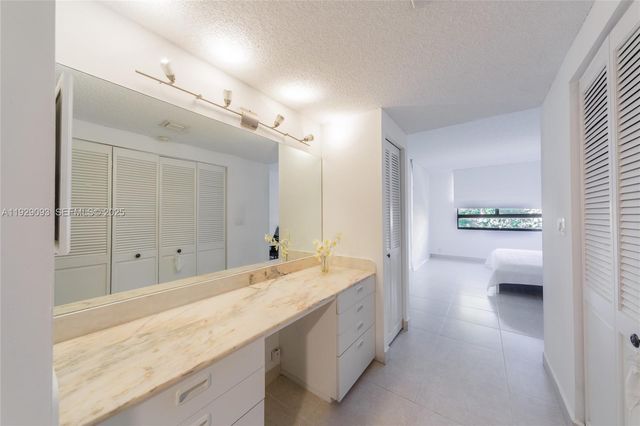 121 CRANDON BL 248, Key Biscayne, FL 33149