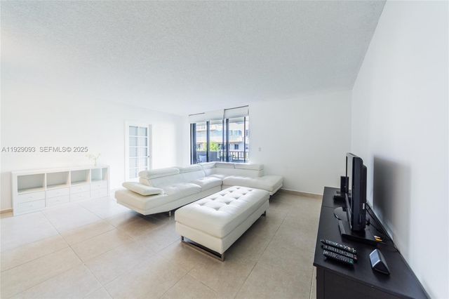 121 CRANDON BL 248, Key Biscayne, FL 33149
