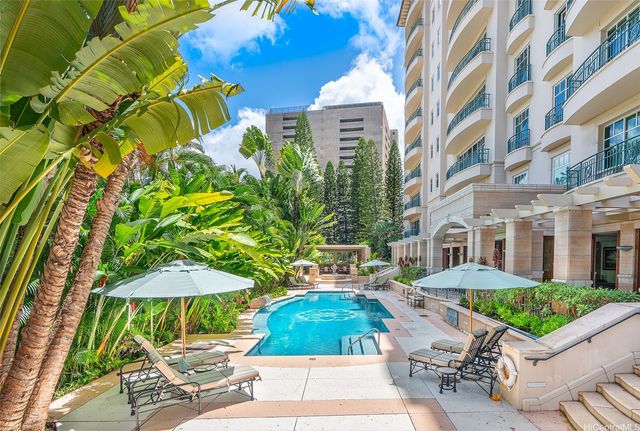 1740 S Beretania Street 30, Honolulu, HI 96826