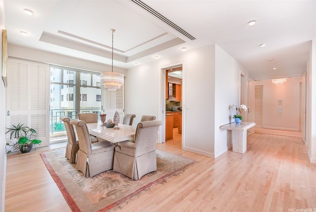 1740 S Beretania Street 30, Honolulu, HI 96826