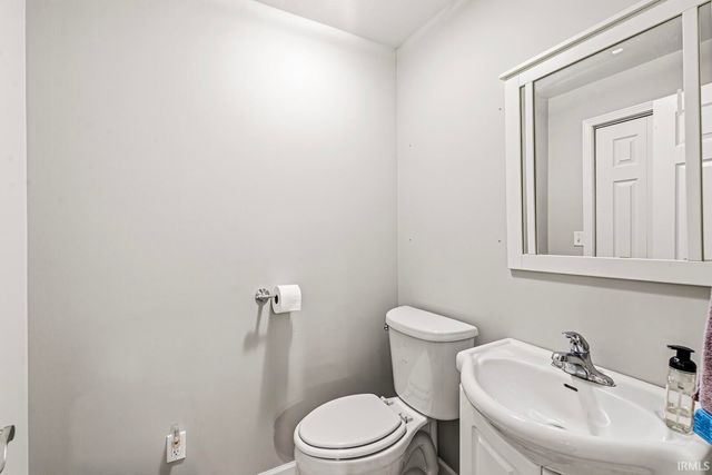18123 Montgomry Lane, Goshen, IN 46528