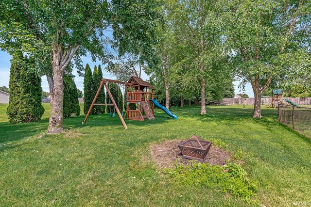 18123 Montgomry Lane, Goshen, IN 46528