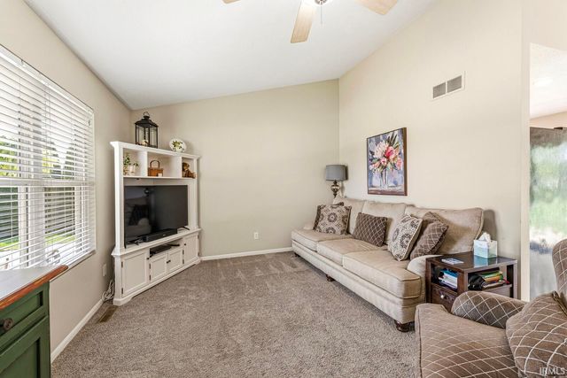 18123 Montgomry Lane, Goshen, IN 46528