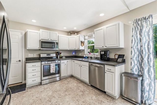 18123 Montgomry Lane, Goshen, IN 46528