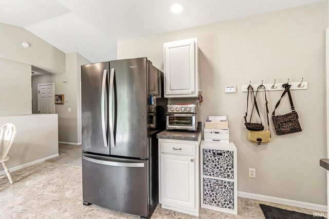 18123 Montgomry Lane, Goshen, IN 46528