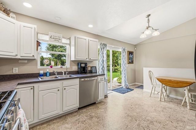 18123 Montgomry Lane, Goshen, IN 46528