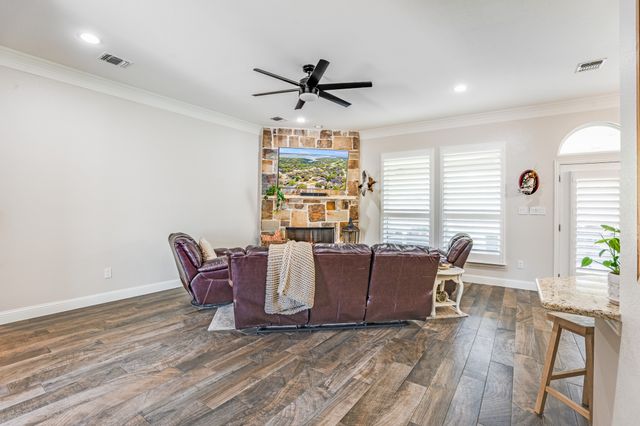 5308 Mission Circle, Granbury, TX 76049