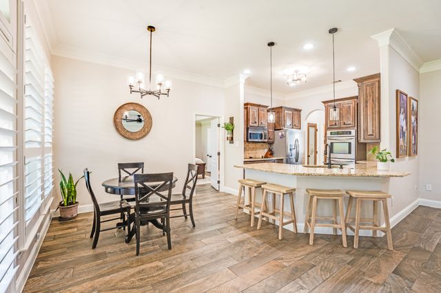 5308 Mission Circle, Granbury, TX 76049