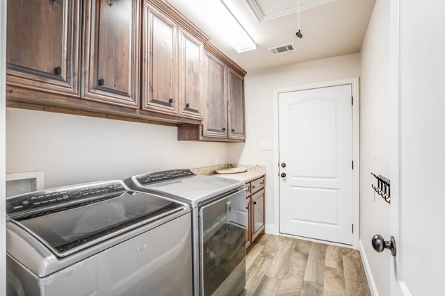 5308 Mission Circle, Granbury, TX 76049